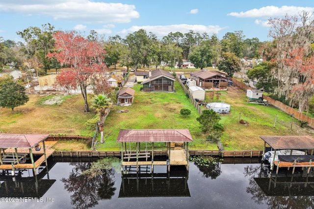 2232 W HIDDEN WATERS Drive, Green Cove Springs, FL 32043