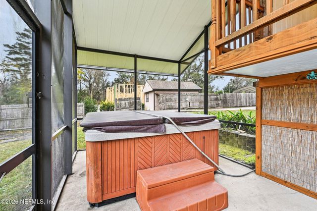 2232 W HIDDEN WATERS Drive, Green Cove Springs, FL 32043