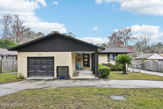 2232 W HIDDEN WATERS Drive, Green Cove Springs, FL 32043