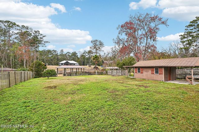 2232 W HIDDEN WATERS Drive, Green Cove Springs, FL 32043