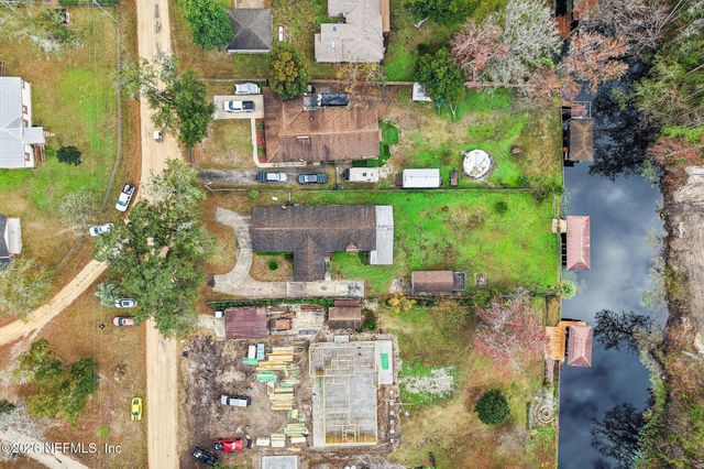 2232 W HIDDEN WATERS Drive, Green Cove Springs, FL 32043