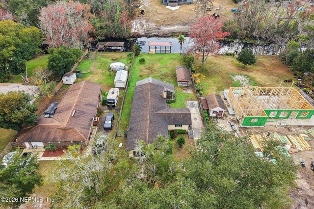 2232 W HIDDEN WATERS Drive, Green Cove Springs, FL 32043