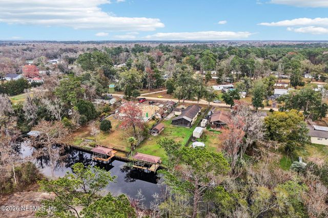 2232 W HIDDEN WATERS Drive, Green Cove Springs, FL 32043