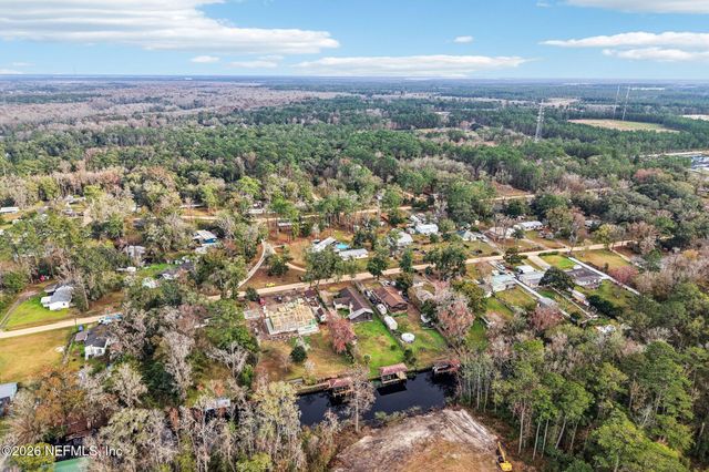 2232 W HIDDEN WATERS Drive, Green Cove Springs, FL 32043