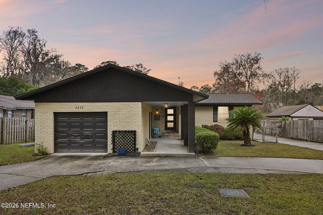 2232 W HIDDEN WATERS Drive, Green Cove Springs, FL 32043