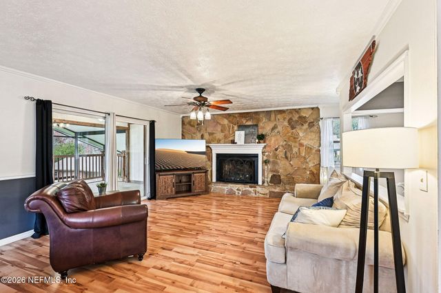 2232 W HIDDEN WATERS Drive, Green Cove Springs, FL 32043