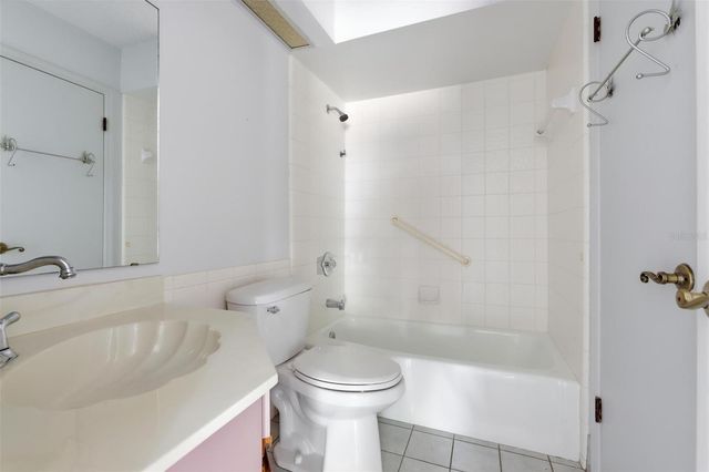 158 NORTHSHORE CIR, Casselberry, FL 32707