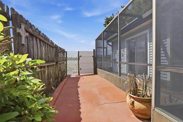 158 NORTHSHORE CIR, Casselberry, FL 32707