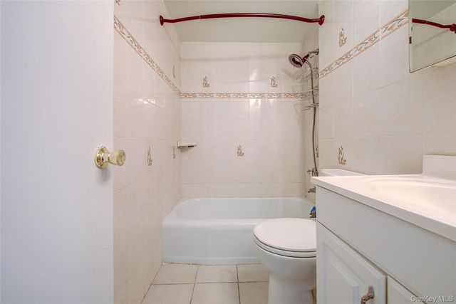 61-35 98th Street 14A, Rego Park, NY 11374