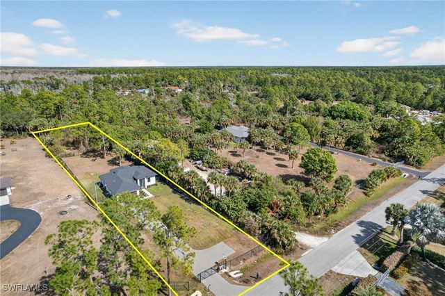 2459 10th AVE NE, Naples, FL 34120