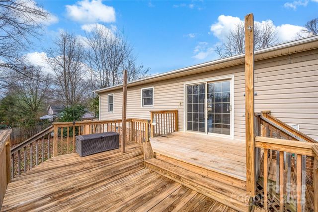 5609 Linville Drive, Hickory, NC 28602