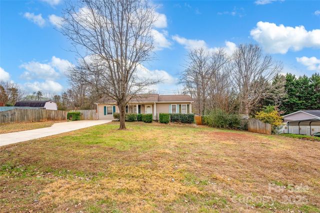 5609 Linville Drive, Hickory, NC 28602