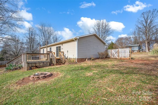 5609 Linville Drive, Hickory, NC 28602