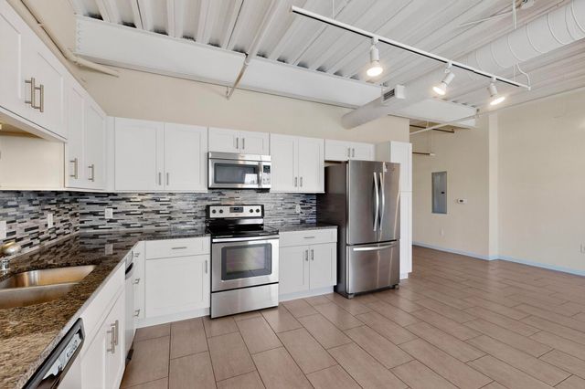 524 CENTRAL Avenue SW 509, Albuquerque, NM 87102