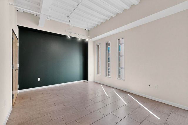 524 CENTRAL Avenue SW 509, Albuquerque, NM 87102