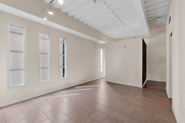 524 CENTRAL Avenue SW 509, Albuquerque, NM 87102