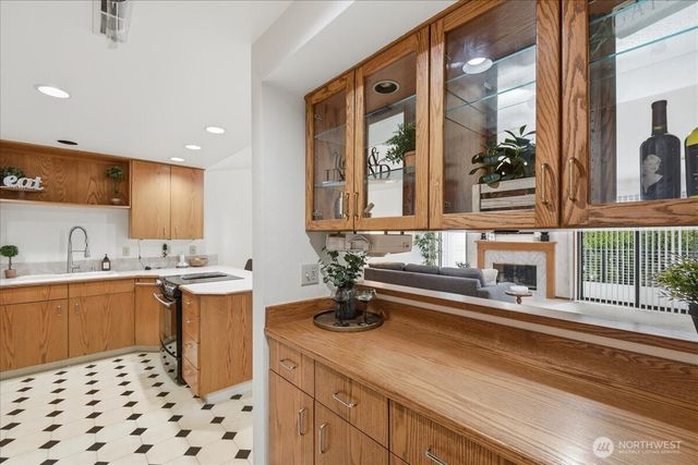 3300 NE 164th Street #D2, Ridgefield, WA 98642