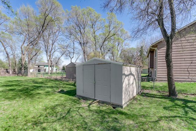 7637 Fairfield Road, Brooklyn Park, MN 55444