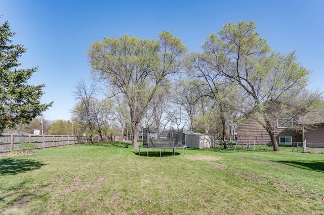 7637 Fairfield Road, Brooklyn Park, MN 55444