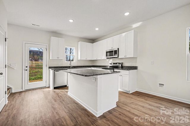 1727 Cloaninger Avenue, Statesville, NC 28625