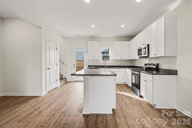 1727 Cloaninger Avenue, Statesville, NC 28625