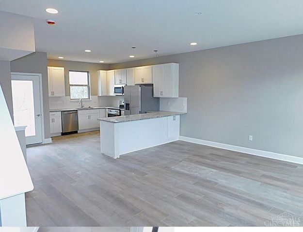 381 Cityscape West Drive, Cincinnati, OH 45205