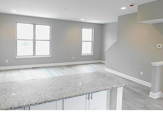 381 Cityscape West Drive, Cincinnati, OH 45205