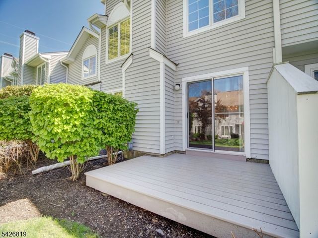 28 Helton Ter, Montville Twp., NJ 07045