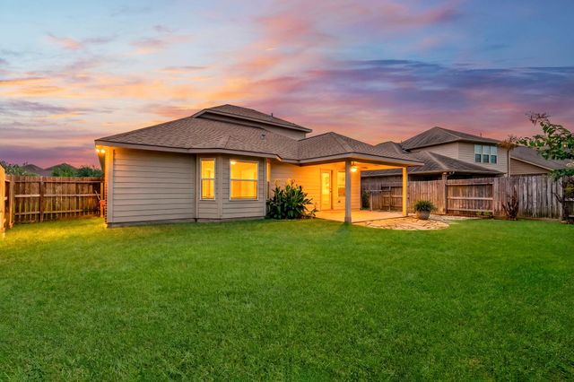 22206 Wenbury Drive, Tomball, TX 77375