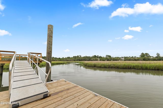 63 Adams Circle, Beaufort, SC 29902
