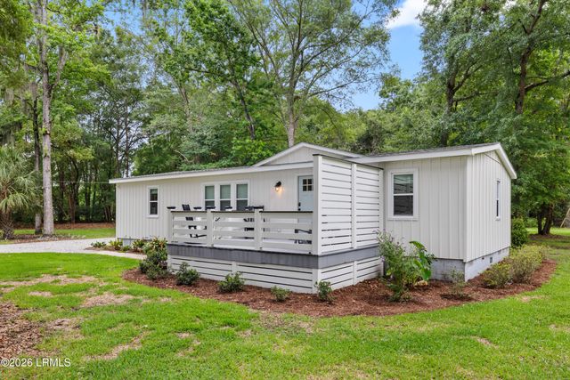 63 Adams Circle, Beaufort, SC 29902