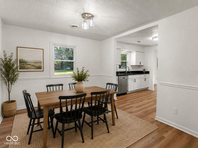 1586 E County Road 900 S, Clayton, IN 46118