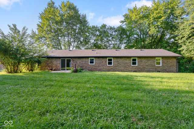1586 E County Road 900 S, Clayton, IN 46118