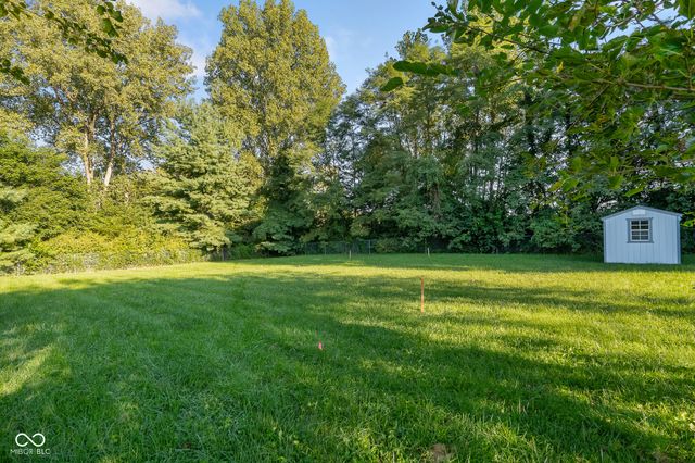 1586 E County Road 900 S, Clayton, IN 46118