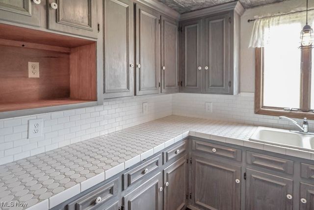 5901 Market Avenue N, Canton, OH 44721