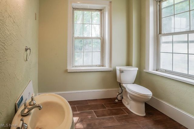 5901 Market Avenue N, Canton, OH 44721