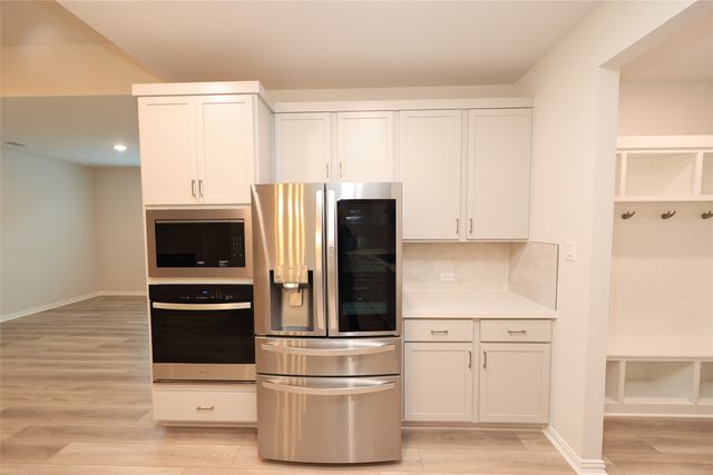 2305 Valencia Drive, Little Elm, TX 75068
