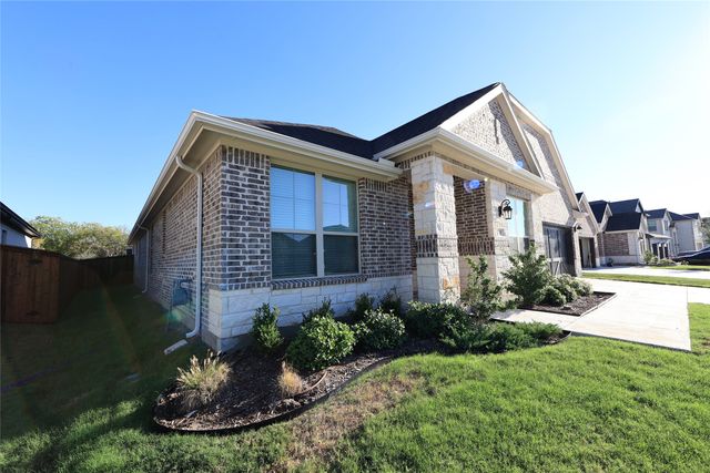 2305 Valencia Drive, Little Elm, TX 75068