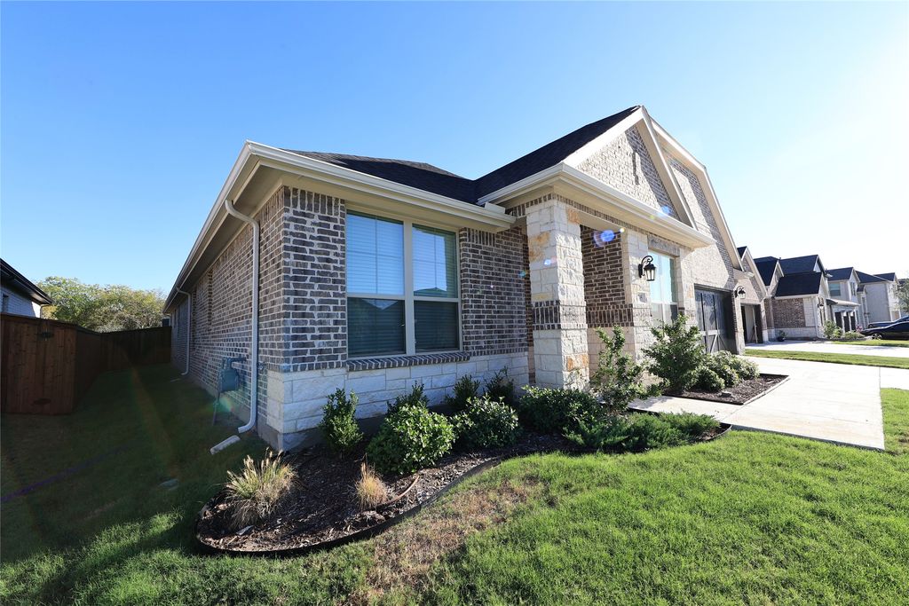 2305 Valencia Drive, Little Elm, TX 75068 — photo 4