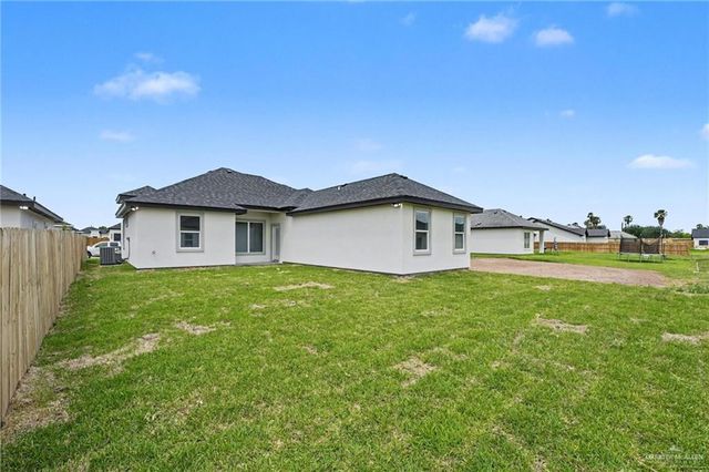 1220 E Evergreen Avenue, San Juan, TX 78589
