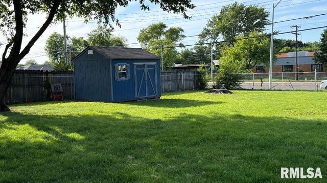 69 NOTTINGHAM Road, Springfield, IL 62704