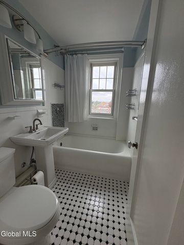 399 State Street APt 803, Albany, NY 12210