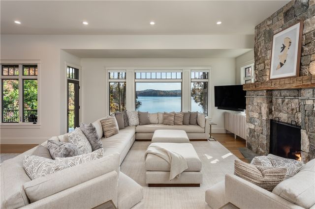 117 E Fort George Way, Sunset, SC 29685