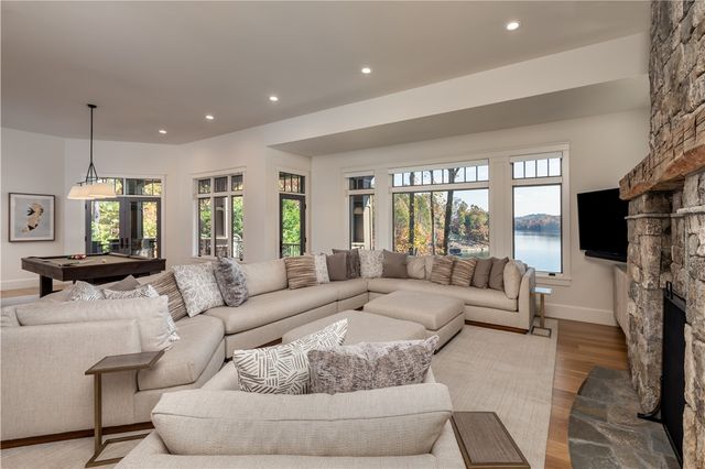 117 E Fort George Way, Sunset, SC 29685
