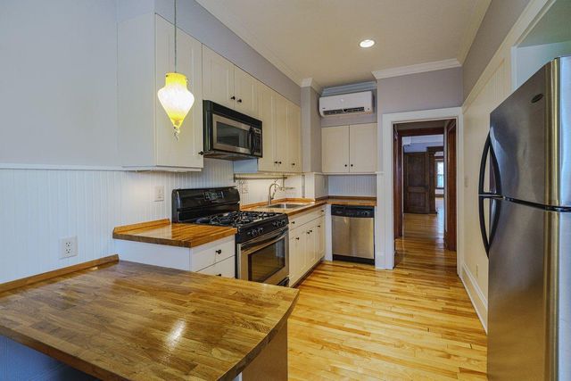 2895 James Avenue S 4, Minneapolis, MN 55408