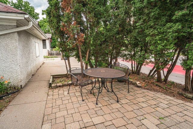 2895 James Avenue S 4, Minneapolis, MN 55408