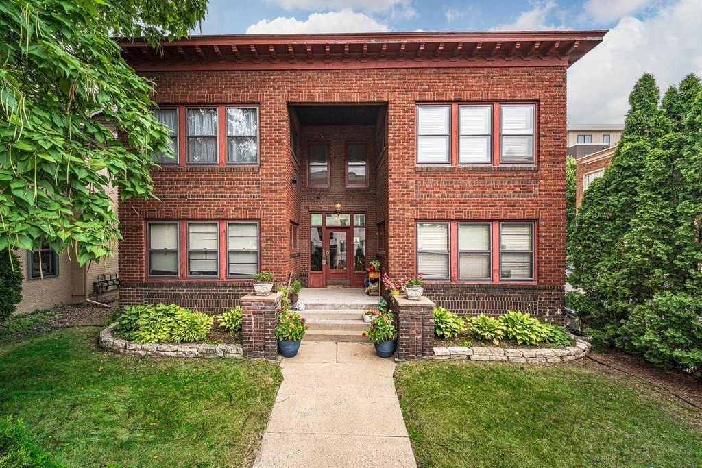 2895 James Avenue S 4, Minneapolis, MN 55408