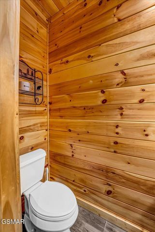 2740 Mountain View Circle, Sevierville, TN 37862