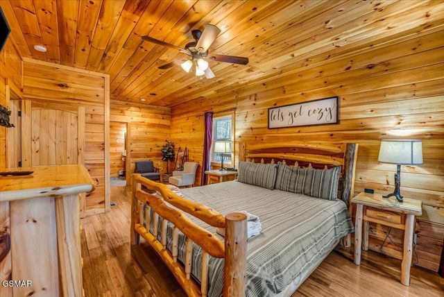 2740 Mountain View Circle, Sevierville, TN 37862