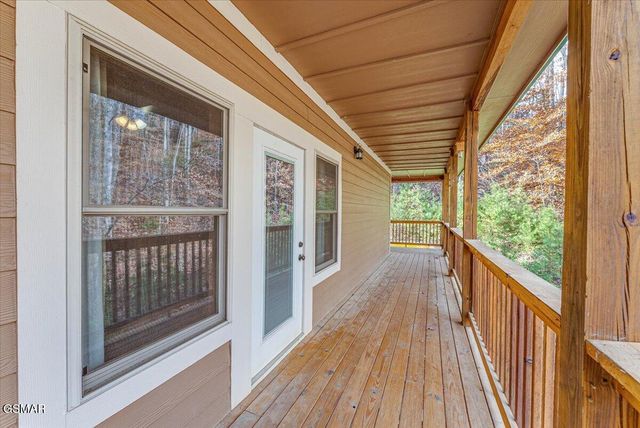 2740 Mountain View Circle, Sevierville, TN 37862